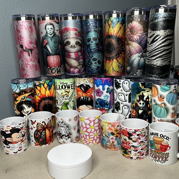 Aeliks is LIVE! Click to come hang out! - Picture 2 of 2